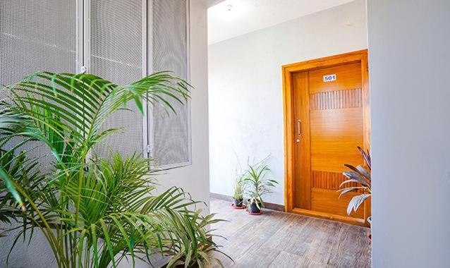 Hotel Sunroof Suites Bangalore Exterior photo